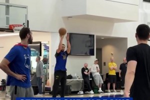 马健：湖人想要战胜火箭，只能依靠老詹，其他球员也必须要有发挥